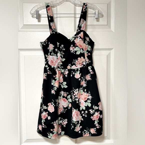 No Boundary Junior Dress Black with Peach/Green Floral Size: Large 11/13 - Picture 2 of 5